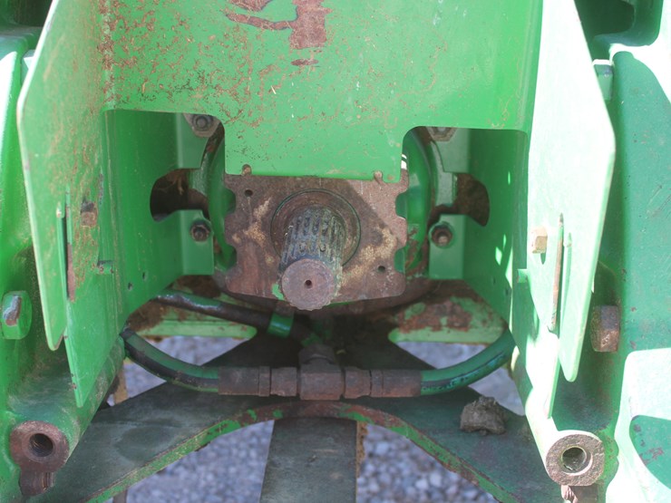 john-deere-8220-image-62