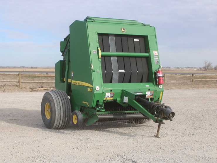 john-deere-568-image-8