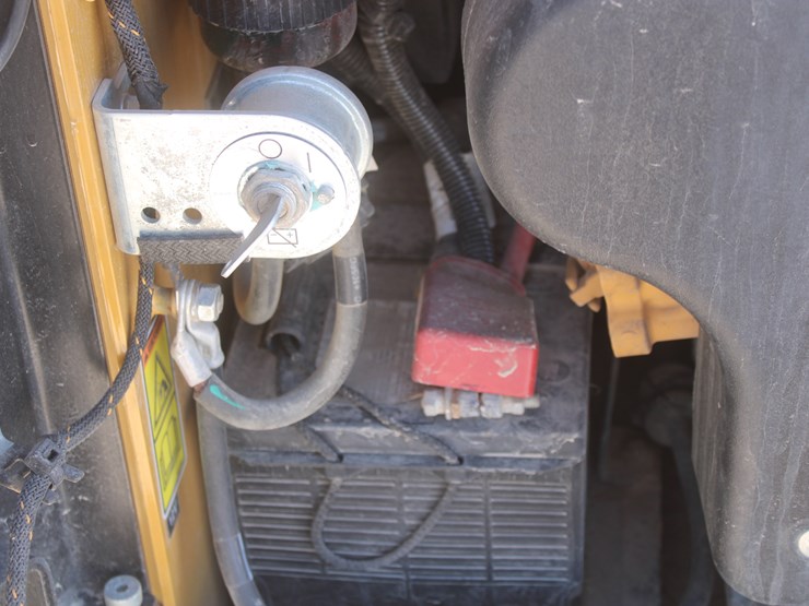 caterpillar-259d3-image-38