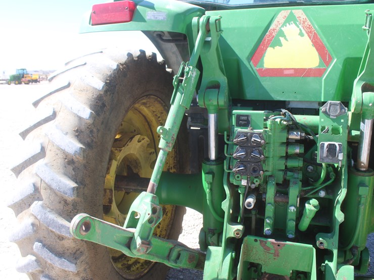 john-deere-8220-image-65