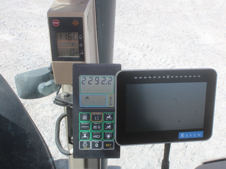 john-deere-8100-image-72