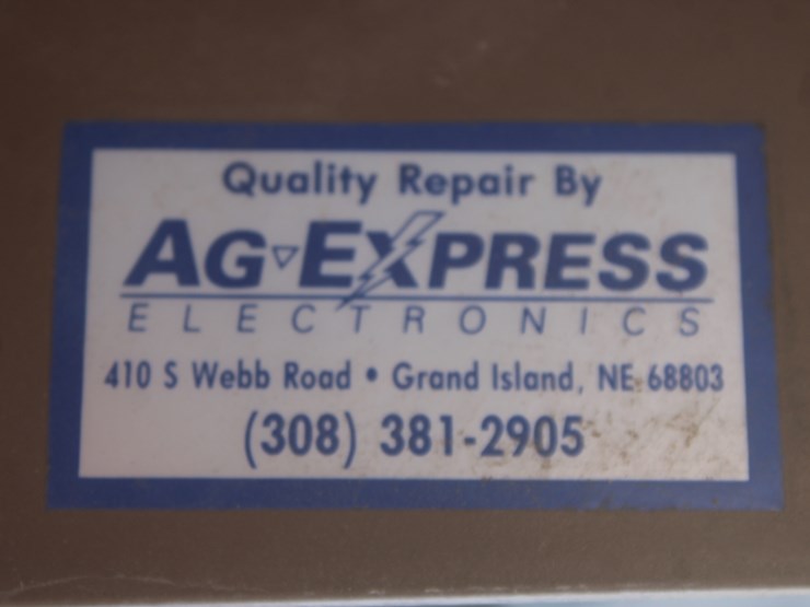 john-deere-7200-image-95