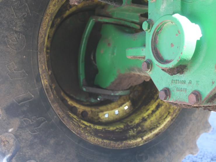 john-deere-8220-image-88