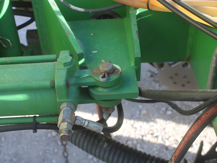 john-deere-7200-image-37