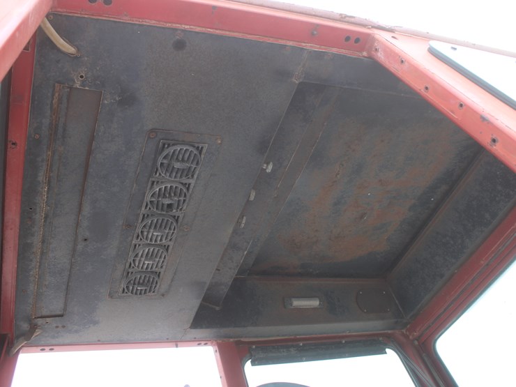 1976-international-155-image-28