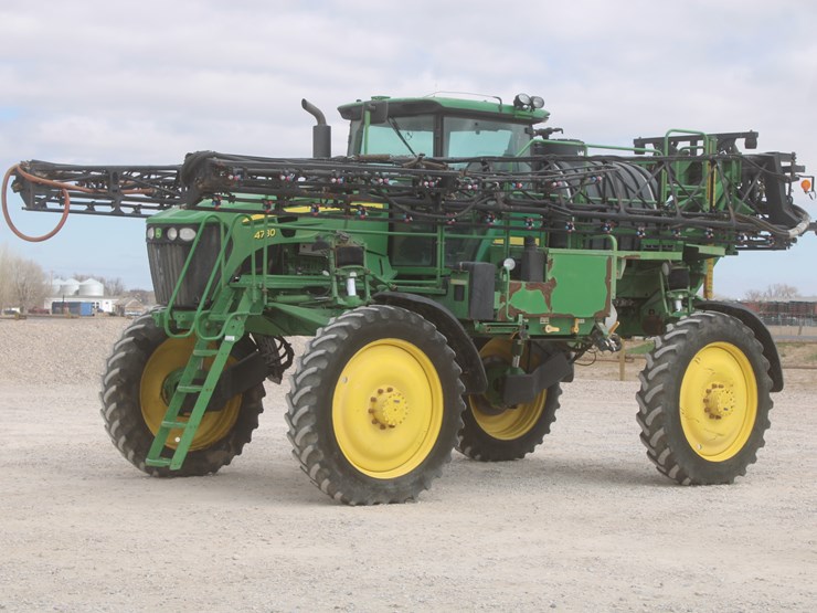 john-deere-4730-image-2