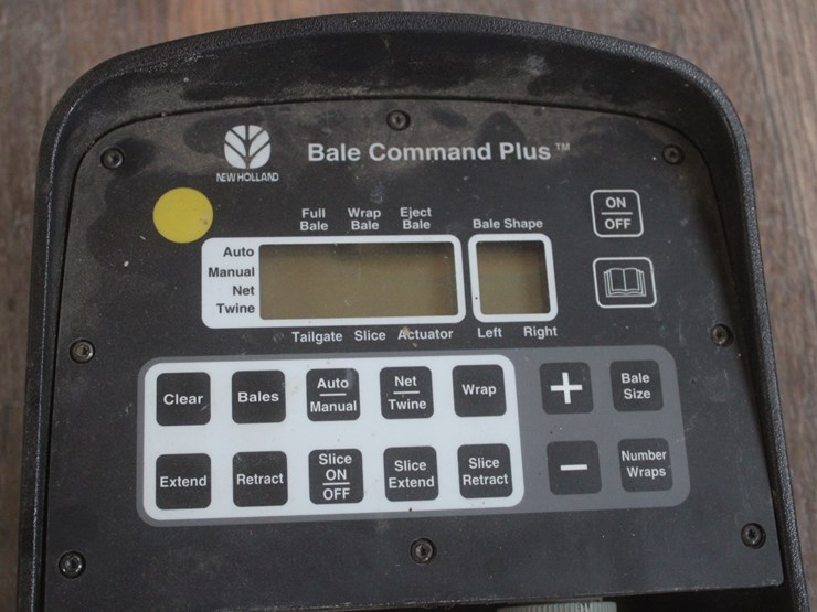 new-holland-br7090-image-65