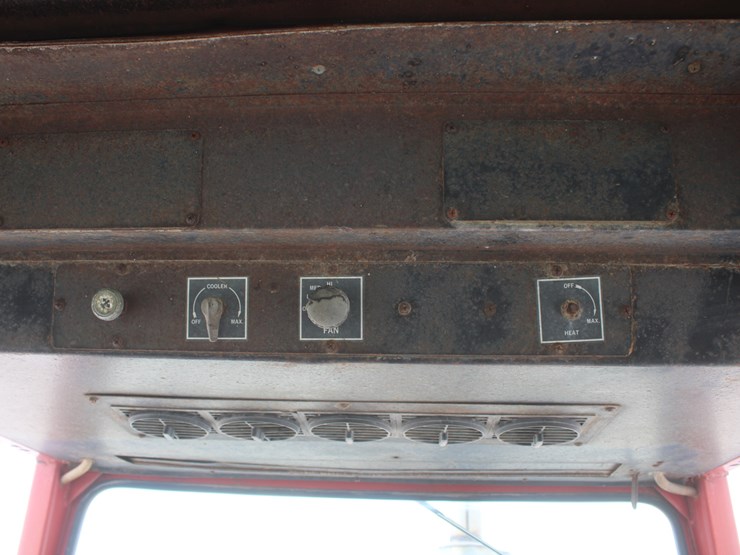 1976-international-155-image-35