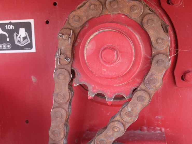 new-holland-br7090-image-52