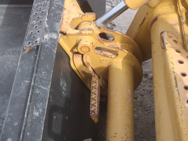 john-deere-250-image-13