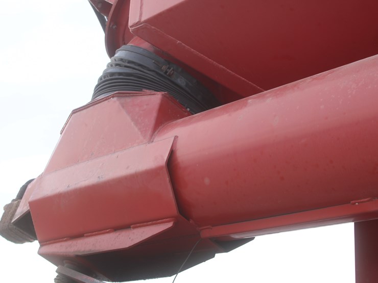 united-farm-tools-760-image-18