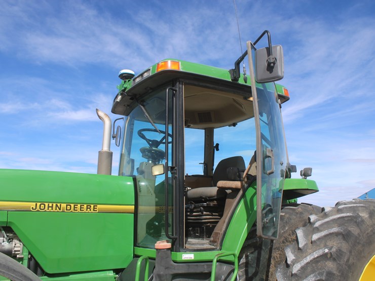john-deere-8100-image-65