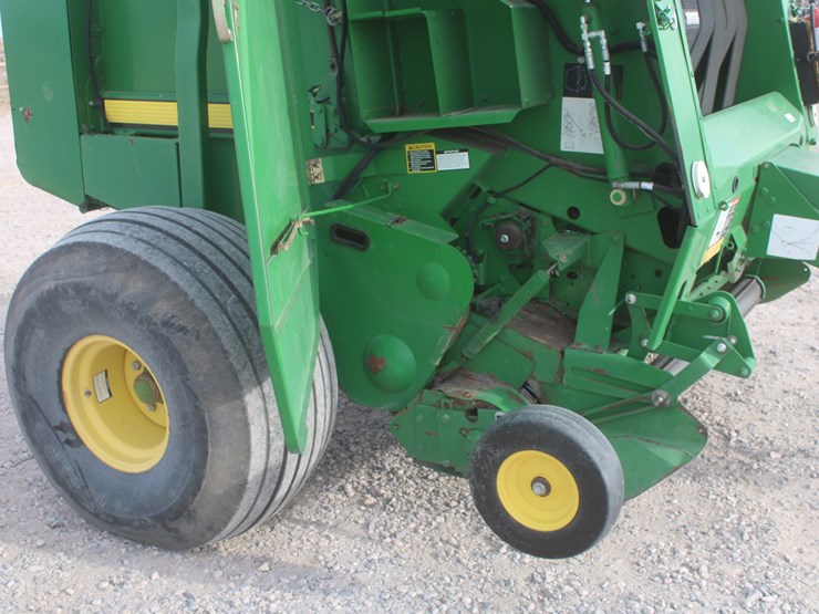 john-deere-568-image-63