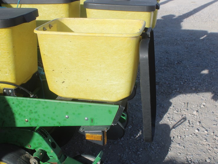 john-deere-7200-image-74