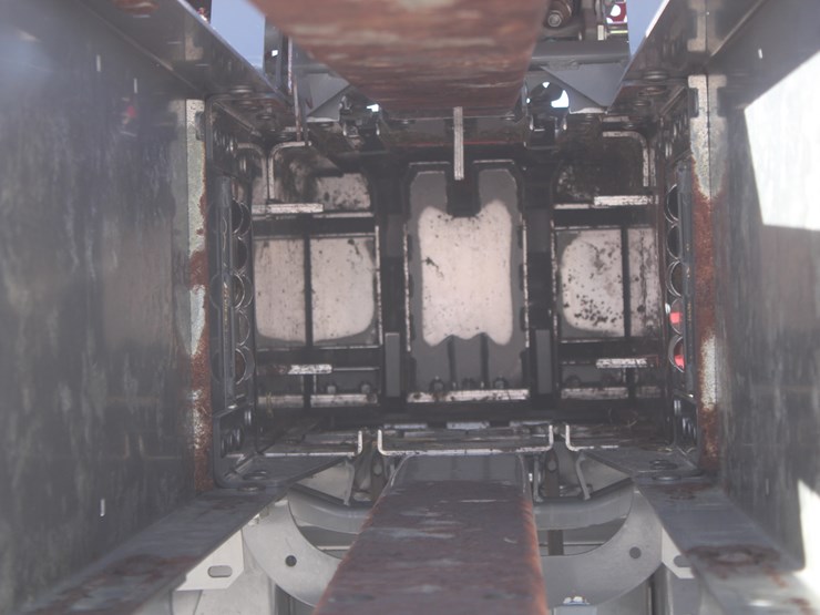 2020-massey-ferguson-1840-image-43