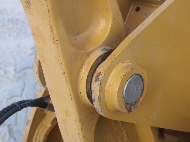 2014-caterpillar-907h2-image-16