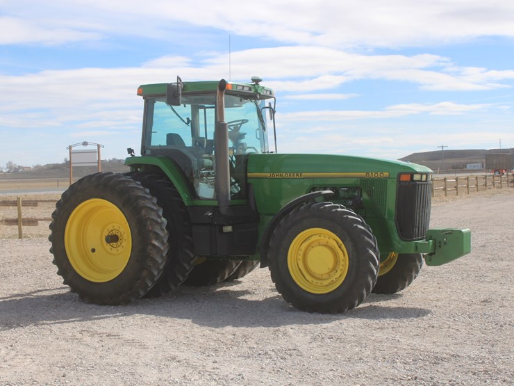 john-deere-8100-image-9