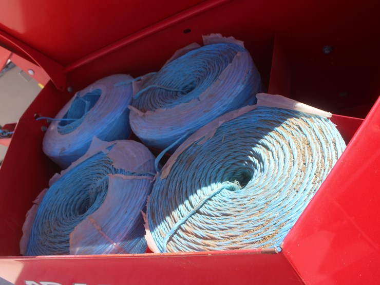 2020-massey-ferguson-1840-image-52