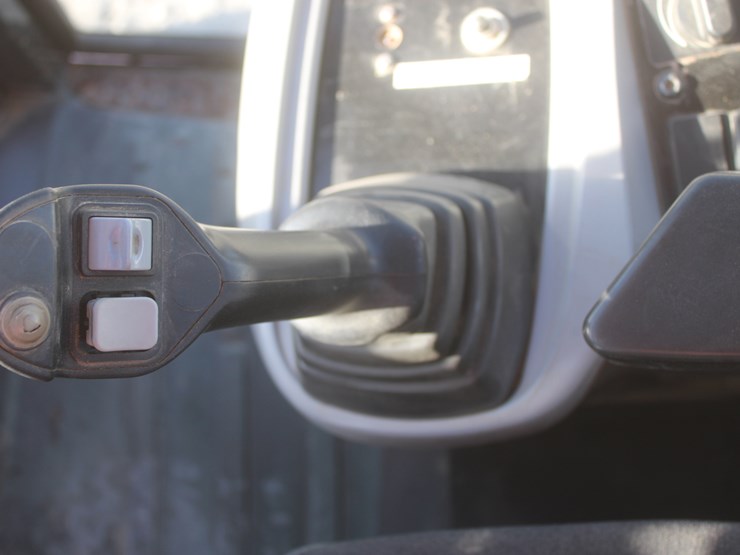 2014-caterpillar-907h2-image-43