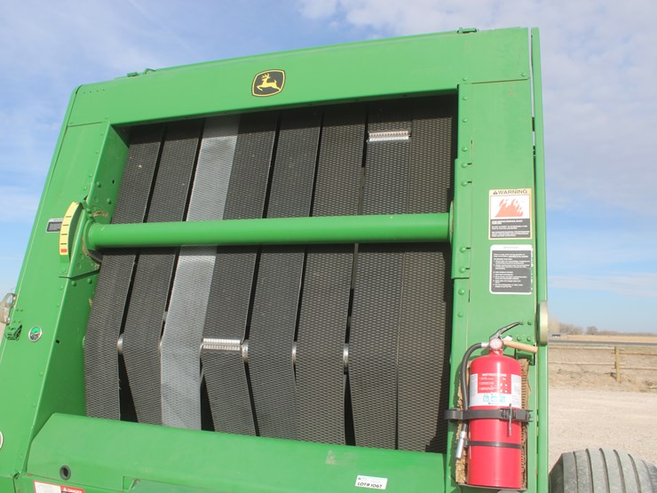 john-deere-568-image-23