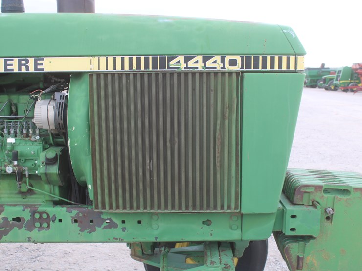 1979-john-deere-4440-image-56