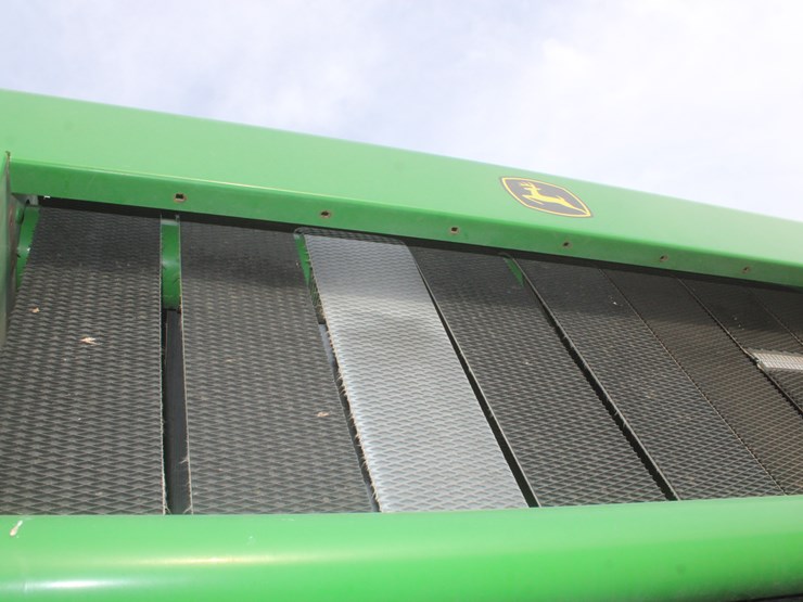 john-deere-568-image-69