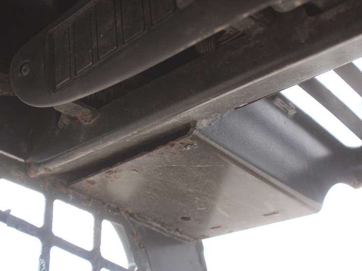 john-deere-250-image-54