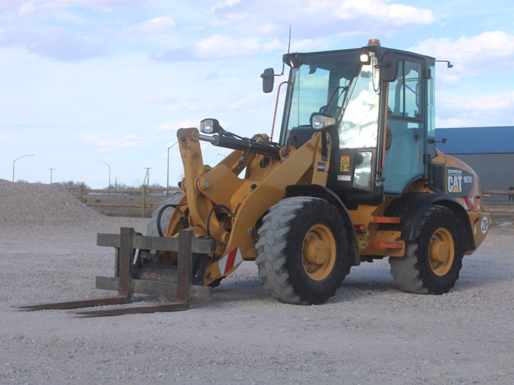 2014-caterpillar-907h2-image-9