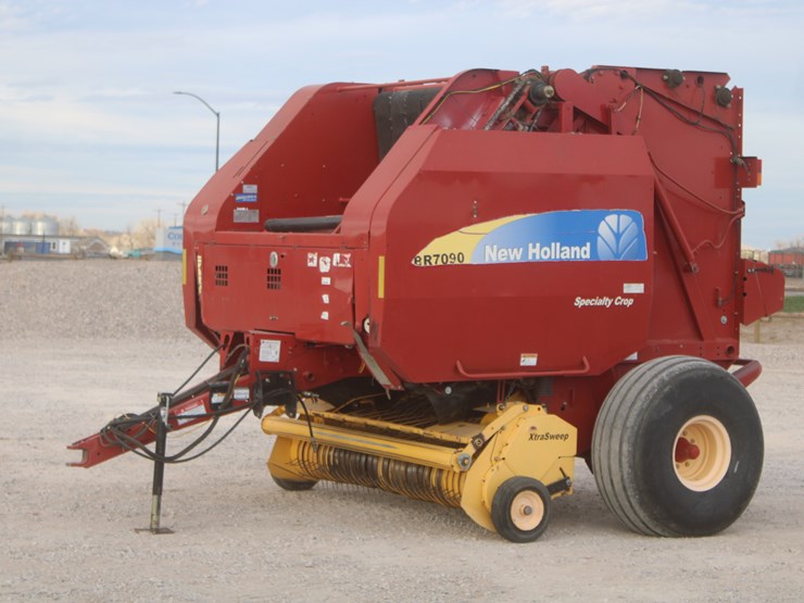 new-holland-br7090-image-2