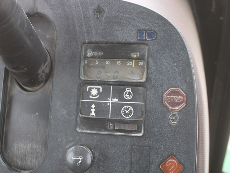 1985-john-deere-4650-image-42