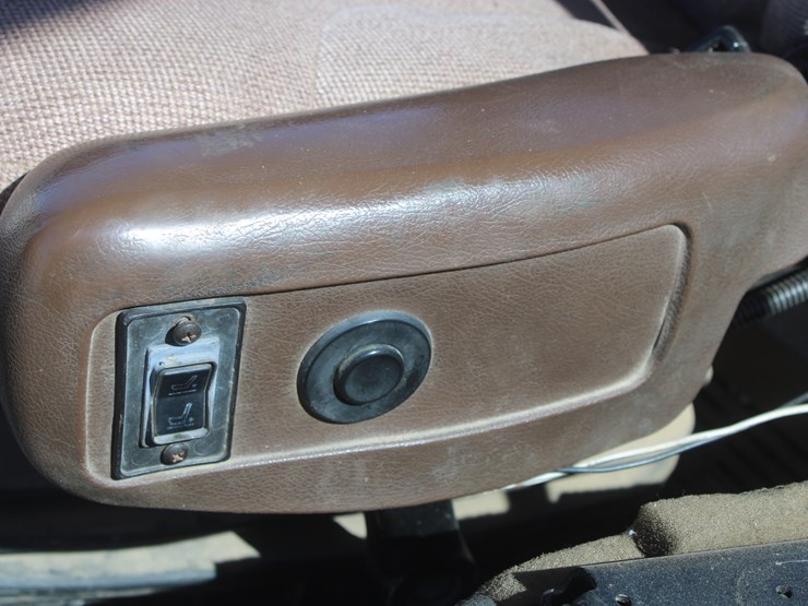 john-deere-8220-image-34