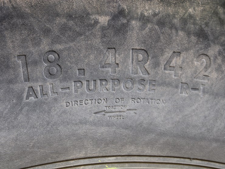 john-deere-8100-image-33