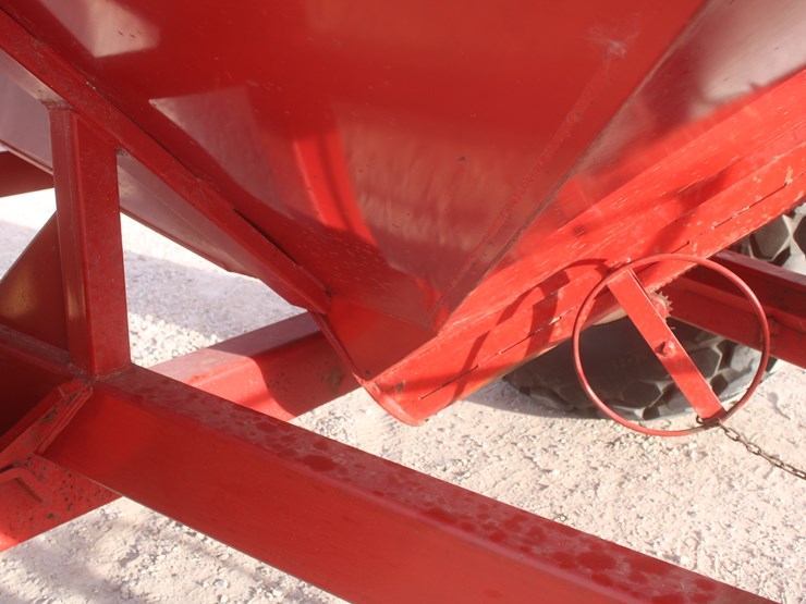 united-farm-tools-760-image-31