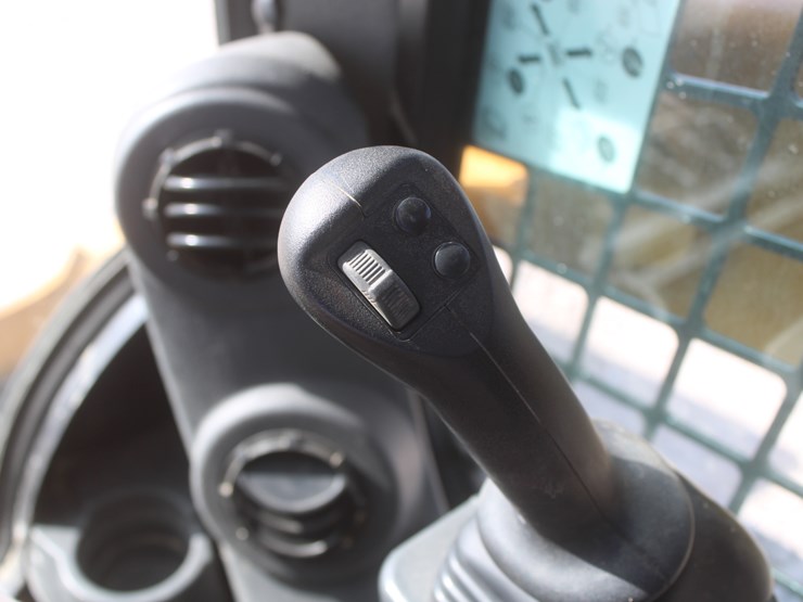 caterpillar-259d3-image-64