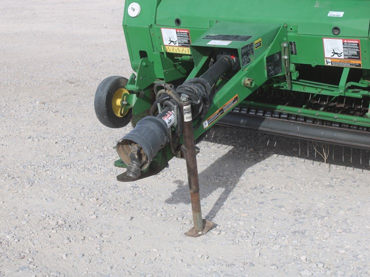 john-deere-568-image-11