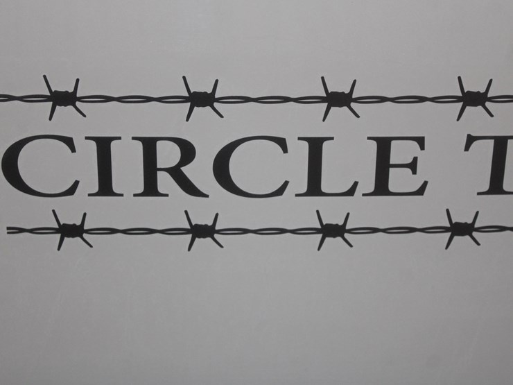 #1087-•-new-circle-t-tub-for-cattle-processing-image-24