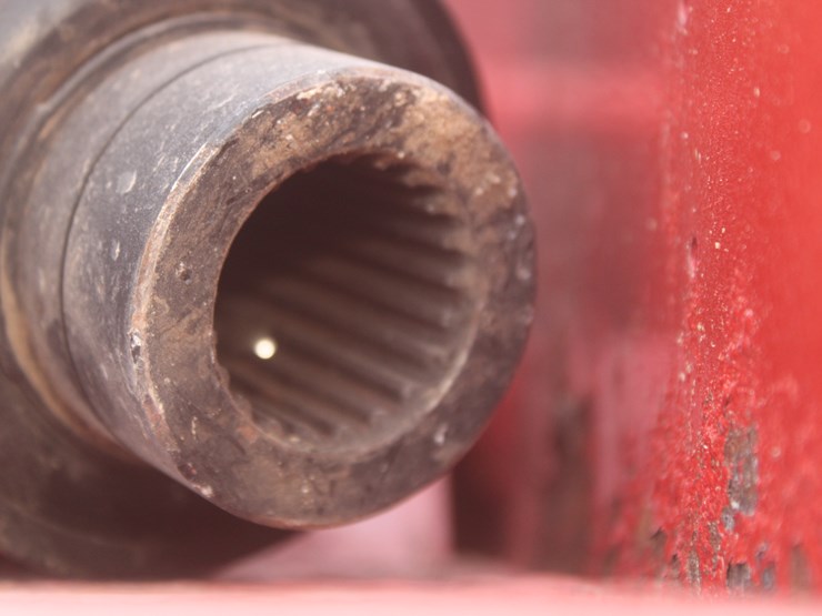 new-holland-br7090-image-17