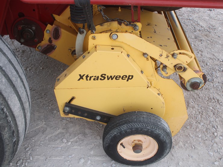 new-holland-br7090-image-52