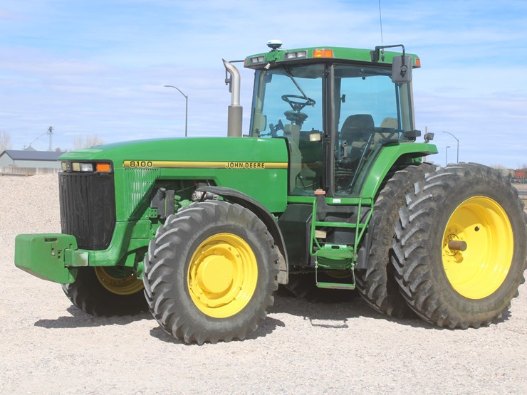 john-deere-8100-image-97