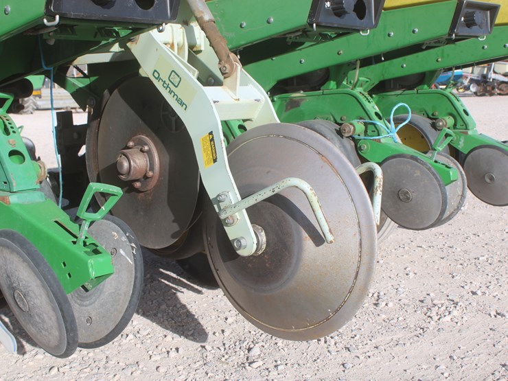 john-deere-7200-image-59
