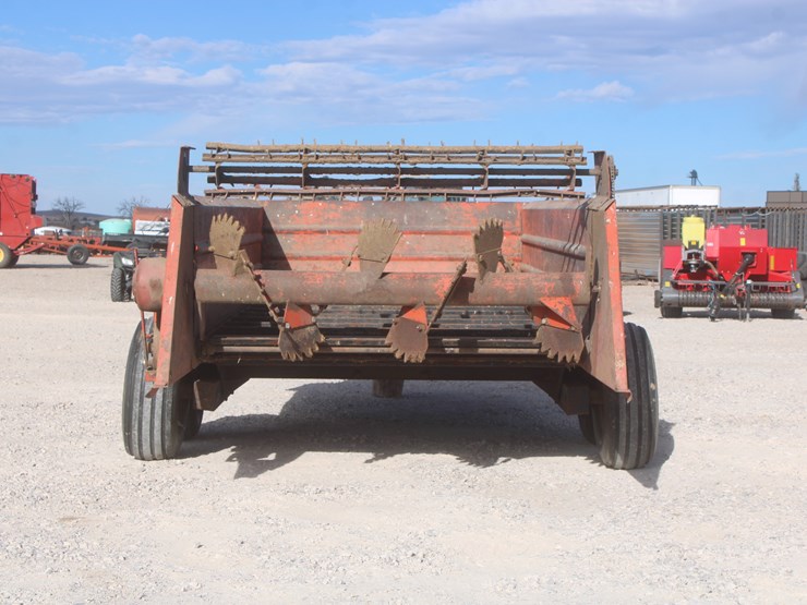 #1081-•-du-al-600-manure-spreader-image-4