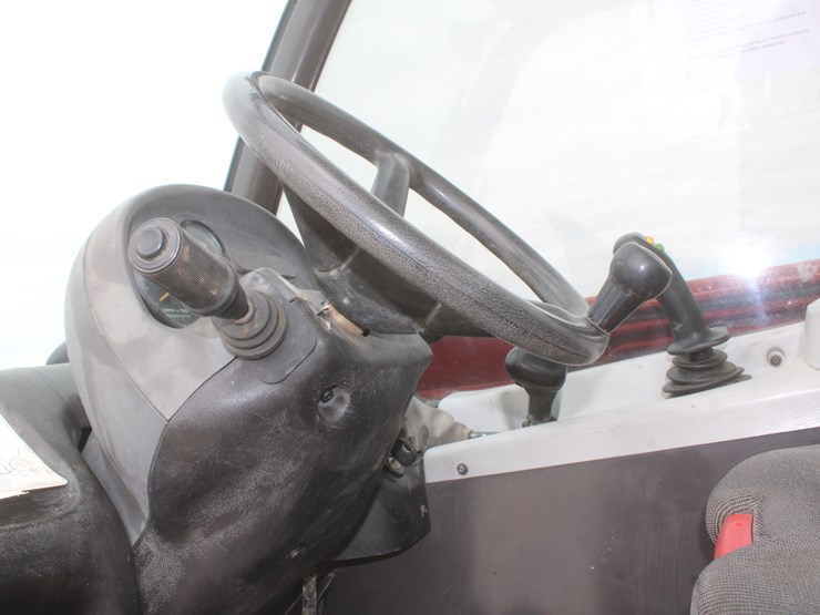 2002-manitou-mlt633-image-32