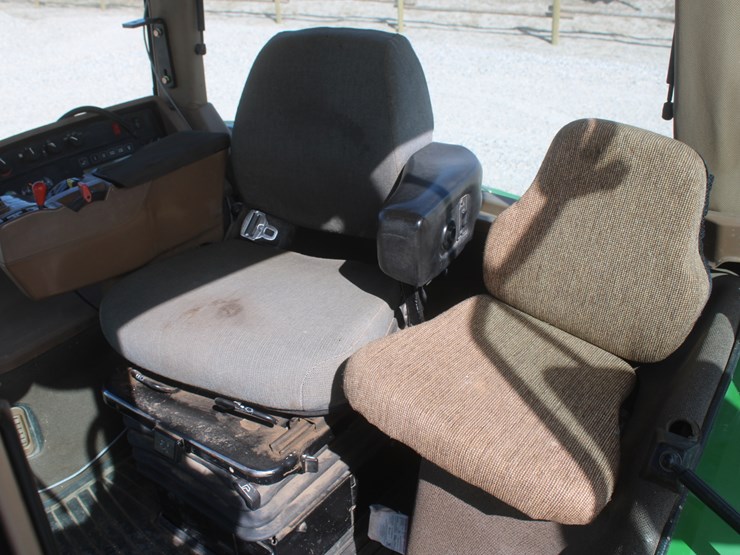 john-deere-8100-image-67