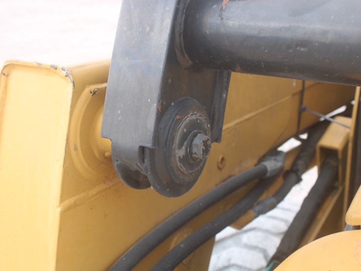 john-deere-250-image-33