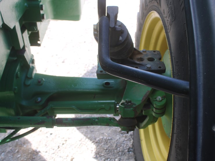 john-deere-8100-image-59