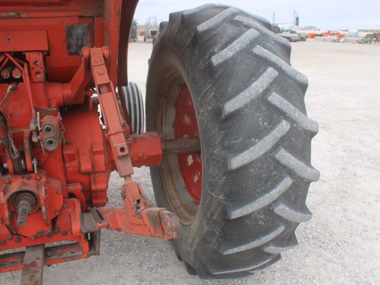 1976-international-155-image-59