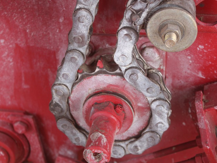 new-holland-br7090-image-58