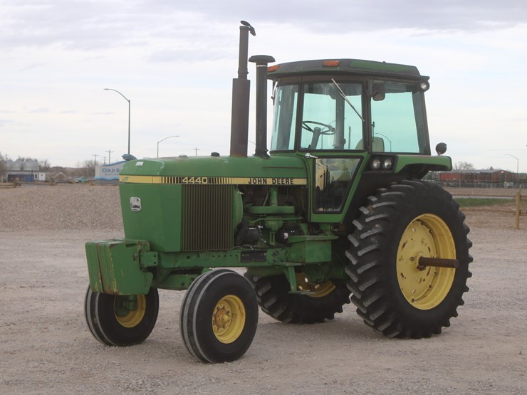 1979-john-deere-4440-image-82