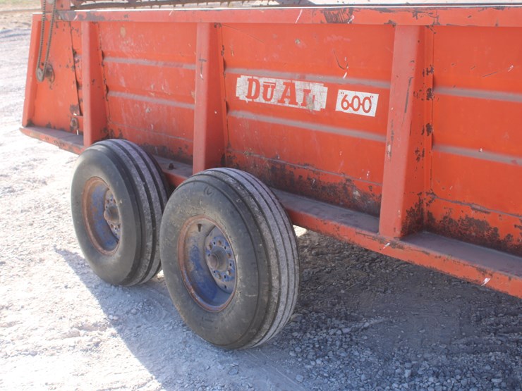 #1081-•-du-al-600-manure-spreader-image-28