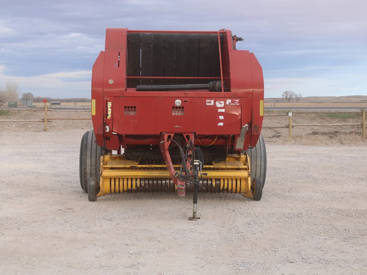 new-holland-br7090-image-9